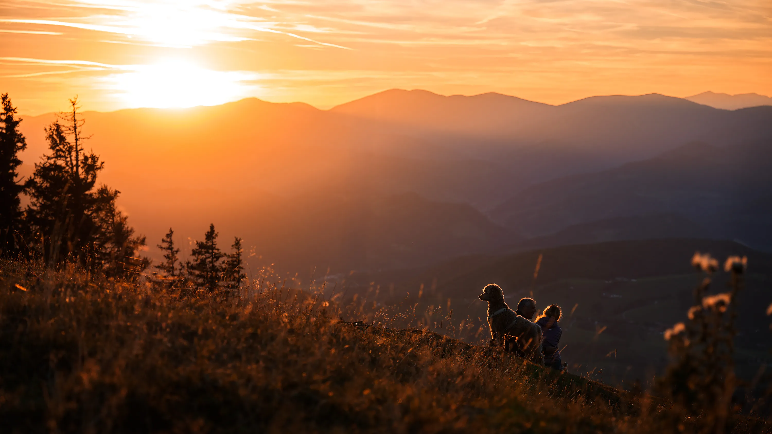 Sonnenuntergang in den Bergen